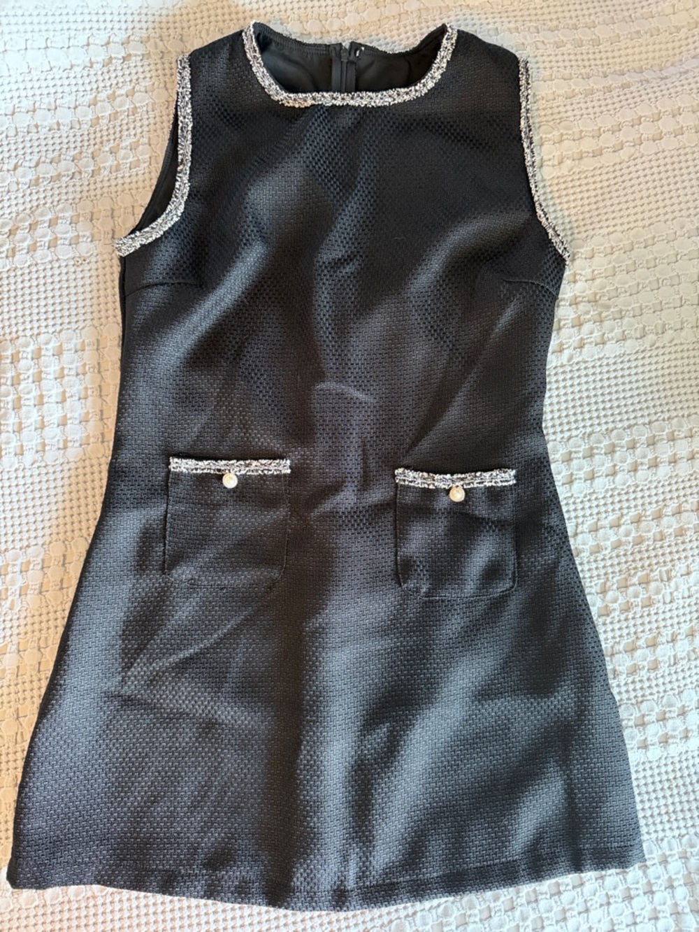 Sleeveless Black Shift Dress with Pearl-Trim Pockets